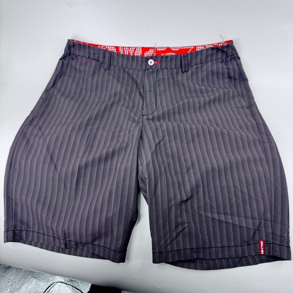 Tommy Bahama Casual Shorts - Picture 1 of 9